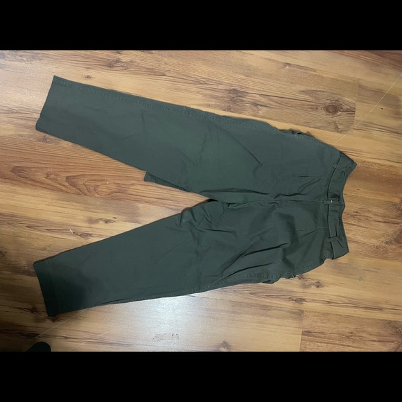 H&m Paper Bag Pants (NWT) - Picture 3 of 4
